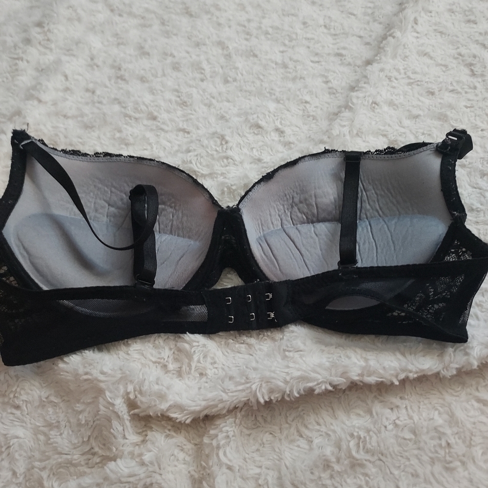 Black & Gray lacey push-up underwire bra - 34C - Picture 2 of 6